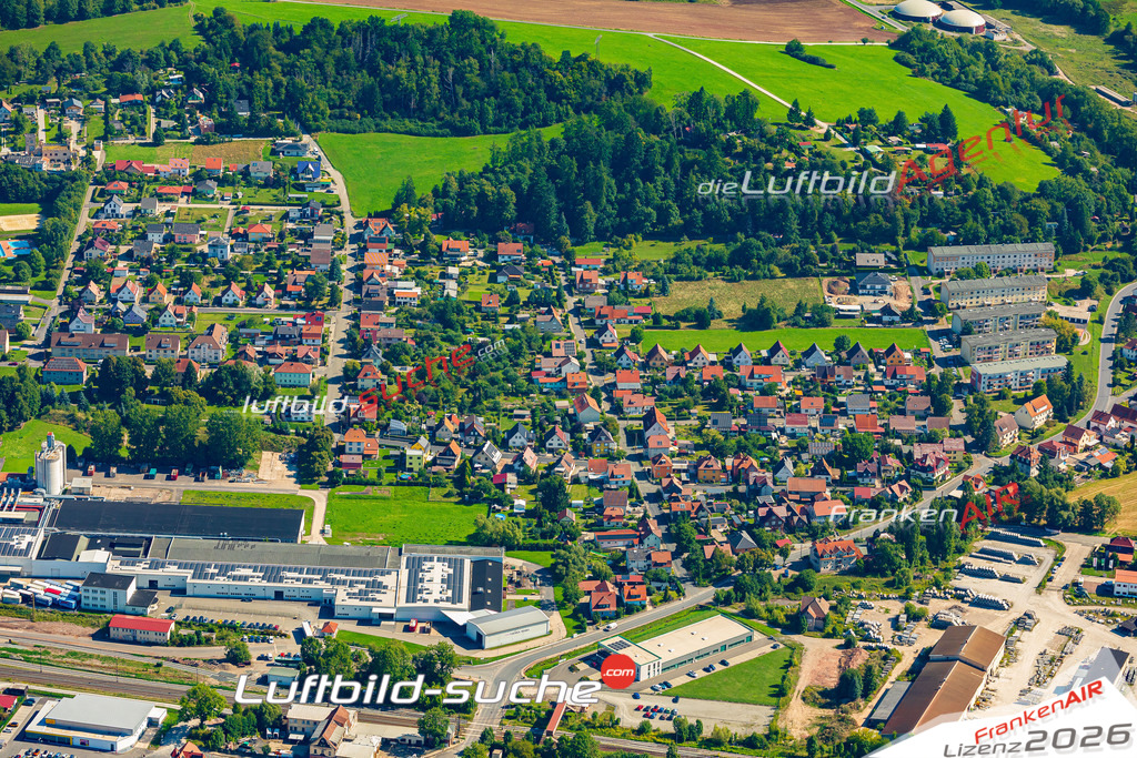 Luftbild der Stadt Themar - Die Luftaufnahme wurde 2025 vom UL-Flugzeug heraus erstellt ( keine Drohne ) - Hochauflösende Luftaufnahme - für professionelle Ausdrucke geeignet. Die Geschenkidee !Hier alle&nbsp;Infos zur Lizenzierung der LuftaufnahmeWir fliegen auch dieses Jahr wieder in Ihre Region um Luftbilder zu erstellen.- Luftbild anfragen
