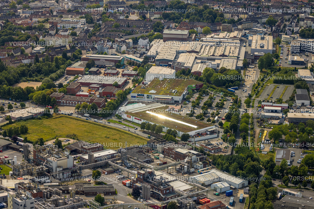 Witten250804735 | Luftbild, ZF Industrieantriebe Witten GmbH, links das Betriebsamt Witten, Einkaufszentrum mit TOOM Baumarkt, vorne Evonik Chemiewerk, Dortmunder Straße, Witten, Ruhrgebiet, Nordrhein-Westfalen, Deutschland