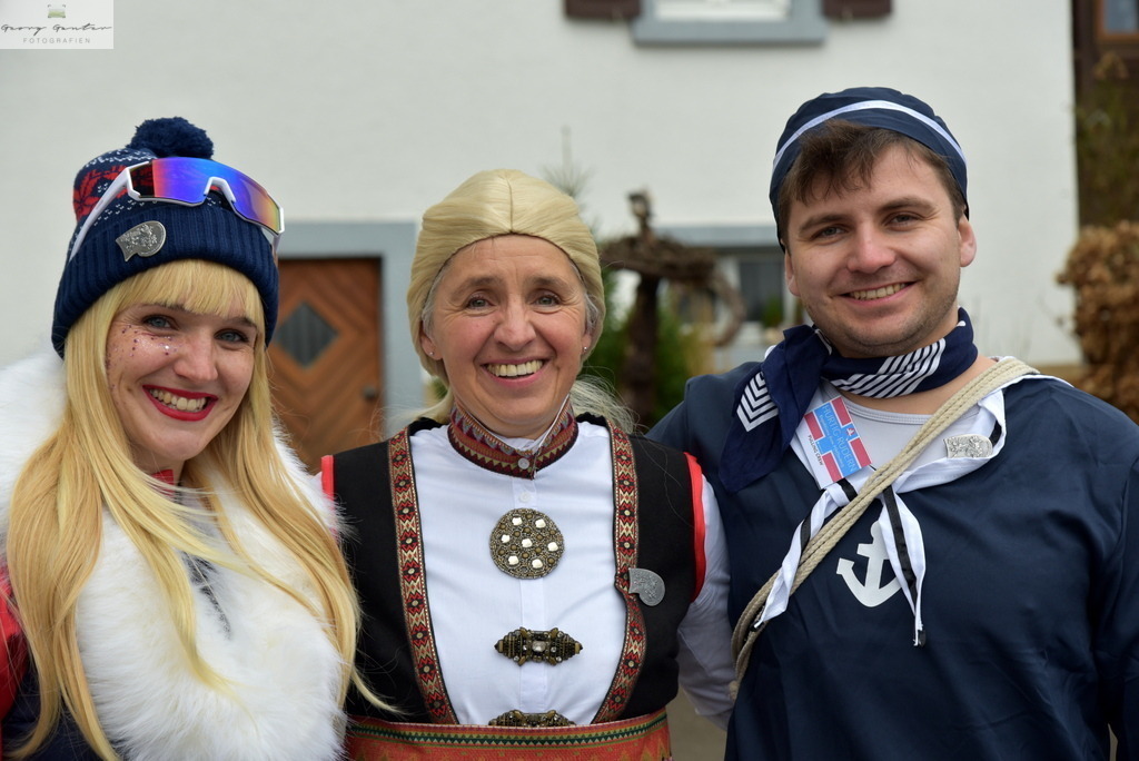 PF Fasnacht-72 | Fotoblog Schwarzwald, Foto Blog Wiesental, Pfaffenberg, Winterzauber, Zeller Bergland, Zell im Wiesental, Fotoblog Wiesental, Landschaftsfotos, Bilder Wiesental, Natur, Naturbilder, Fastnacht, Zeller Fastnacht, Zeller Fasnacht, Zeller Bergland, Belchen, - Realisiert mit Pictrs.com