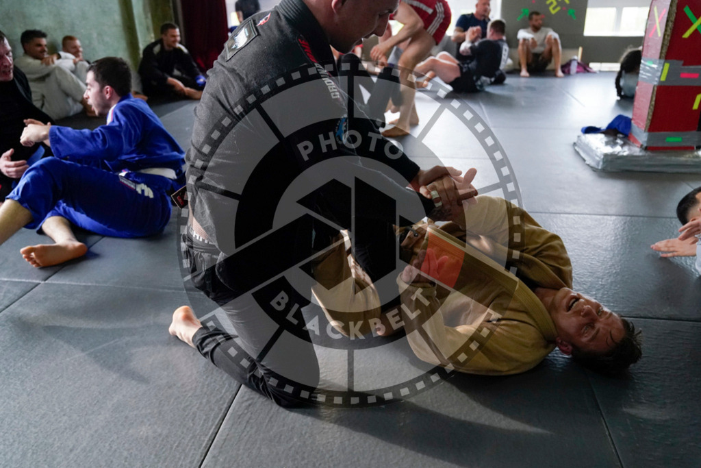 20240413PBB7019 | Fighters compete during the Grapplethon 24hours of rolling for a reason in Hamburg, Germany, on April 13, 2024.