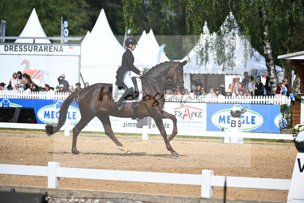 Giner_Donna Erika_12240142 | hf-fotografie - Realisiert mit Pictrs.com