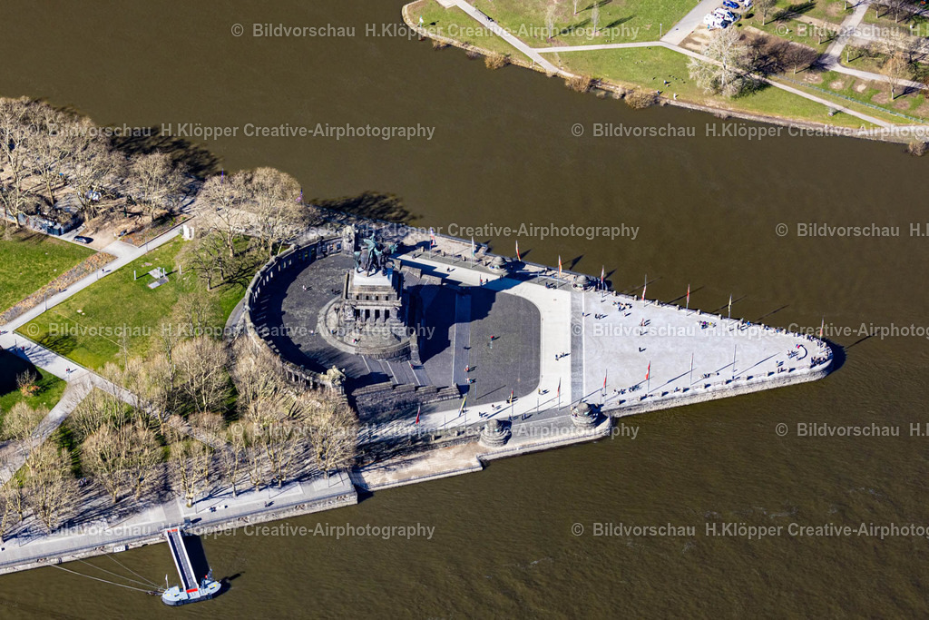 Luftbilder Koblenz-0038 | Luftbildfotografie Kaiser-Wilhelm-I.-Denkmal am Zusammenfluss von Rhein und Mosel genannt Deutsches Eck in Koblenz im Bundesland Rheinland-Pfalz. - Realisiert mit Pictrs.com