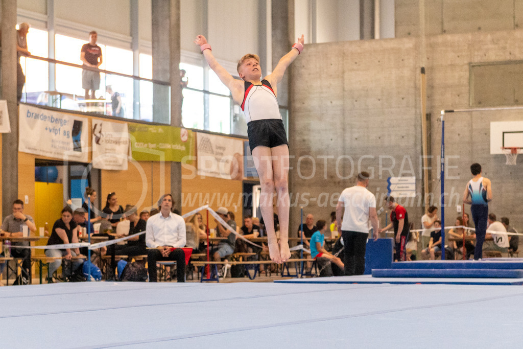 104. Zürcher Kunstturnertage Neftenbach - 14. May 2022 | 104. Zürcher Kunstturnertage Neftenbach
Turnhalle Ebni, Neftenbach
Programm 5 (P5)
Bild: Sportfotografie Markus Aeschimann | www.markus-aeschimann.ch - Realisiert mit Pictrs.com