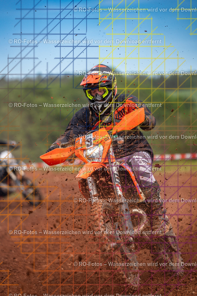 Wolfshausen 3 Lauf -434 | Sportfotografie von RO-Fotos: Motorsport, Motocross, Enduro, Laufveranstaltungen und Triathlon. Professionelle Fotos von Sportlern und Events. - Realisiert mit Pictrs.com