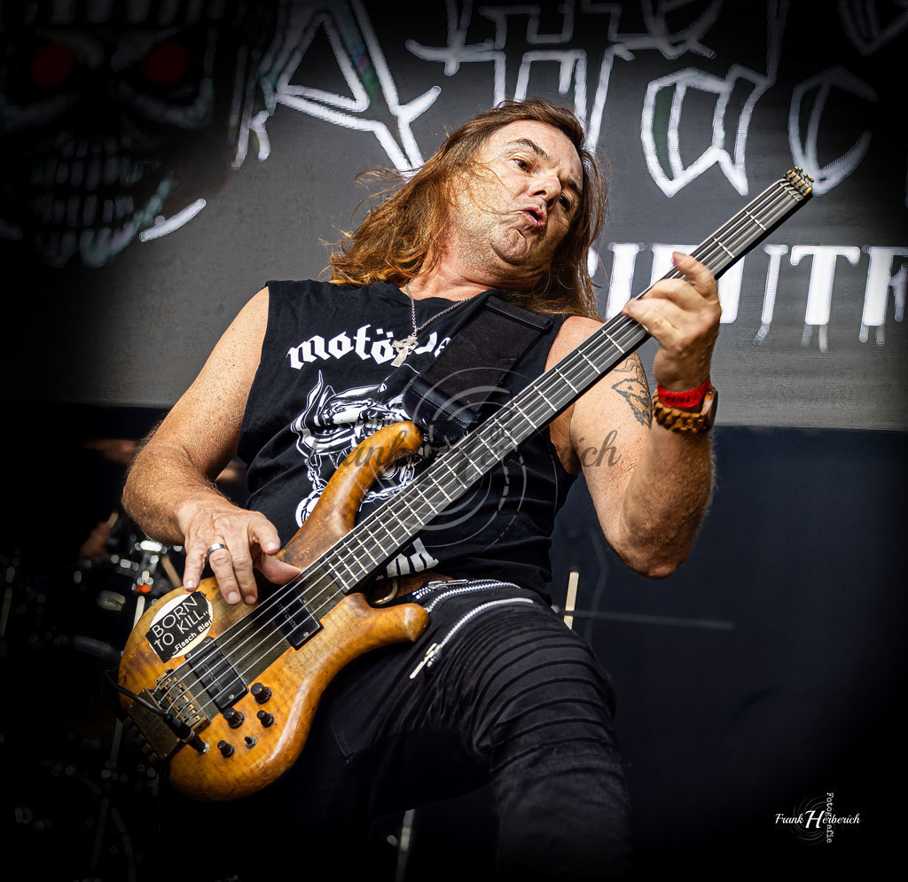 Metal Attack Tribute | Stadtfest Aschaffenburg 30.08.2025 - Realisiert mit Pictrs.com