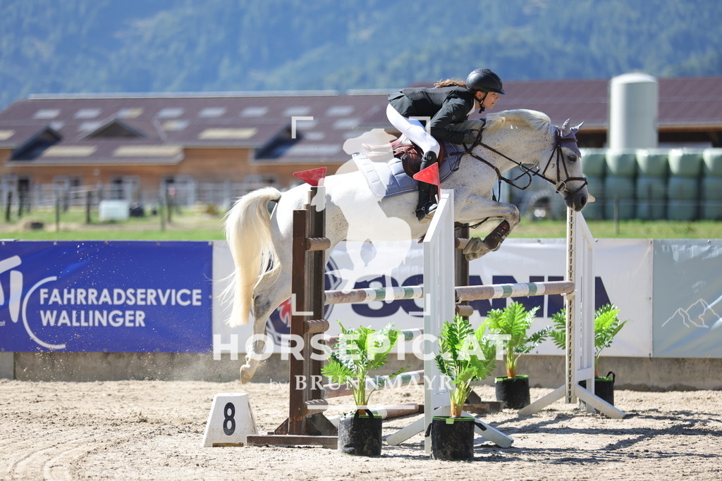 0P6A5400 | Willkommen bei Brunnmayr - Design & Fotografie – Ihrem Spezialisten für Reitturniere und Pferdeveranstaltungen in Oberösterreich, Salzburg und Bayern! Seit über 17 Jahren sind wir leidenschaftlich dabei.