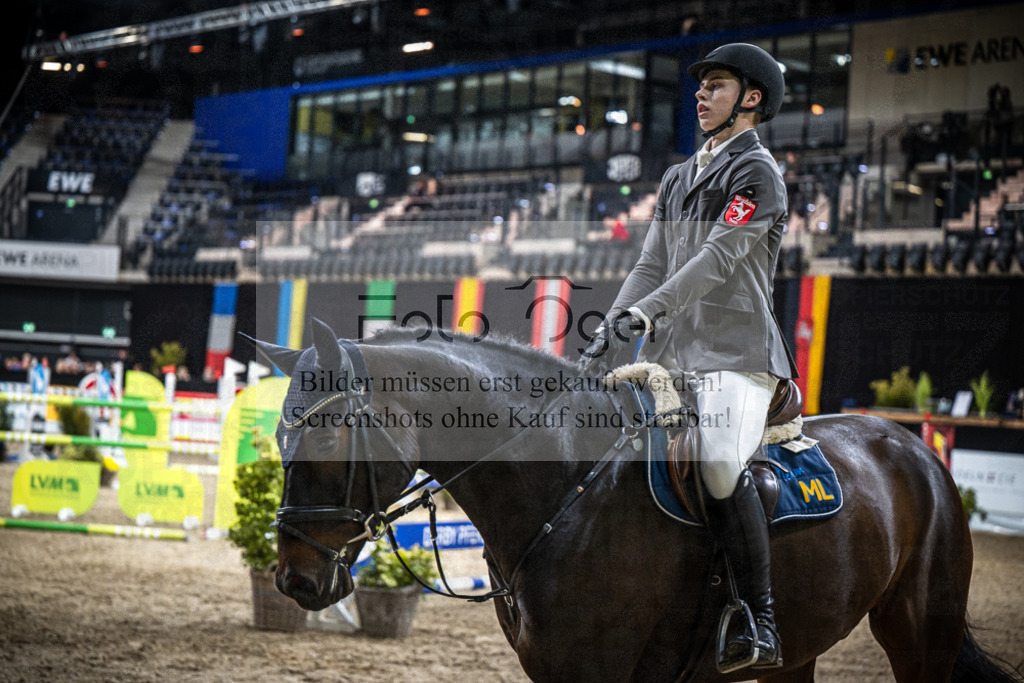 DOS_3758 | Entdecke hochwertige Reitturnierfotos von Foto Oger. Professionell, emotional und authentisch – jetzt Lieblingsmomente im Shop bestellen.Deutschlandweite Turnierfotografie. - Realisiert mit Pictrs.com