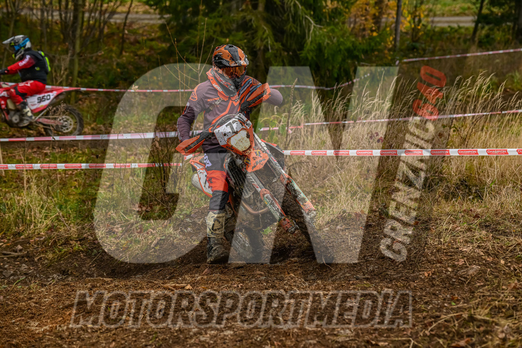 NZ8_5008 | grenznic640