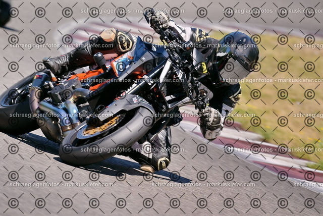 26bt04-0840 | markuskiefer.com - Realisiert mit Pictrs.com