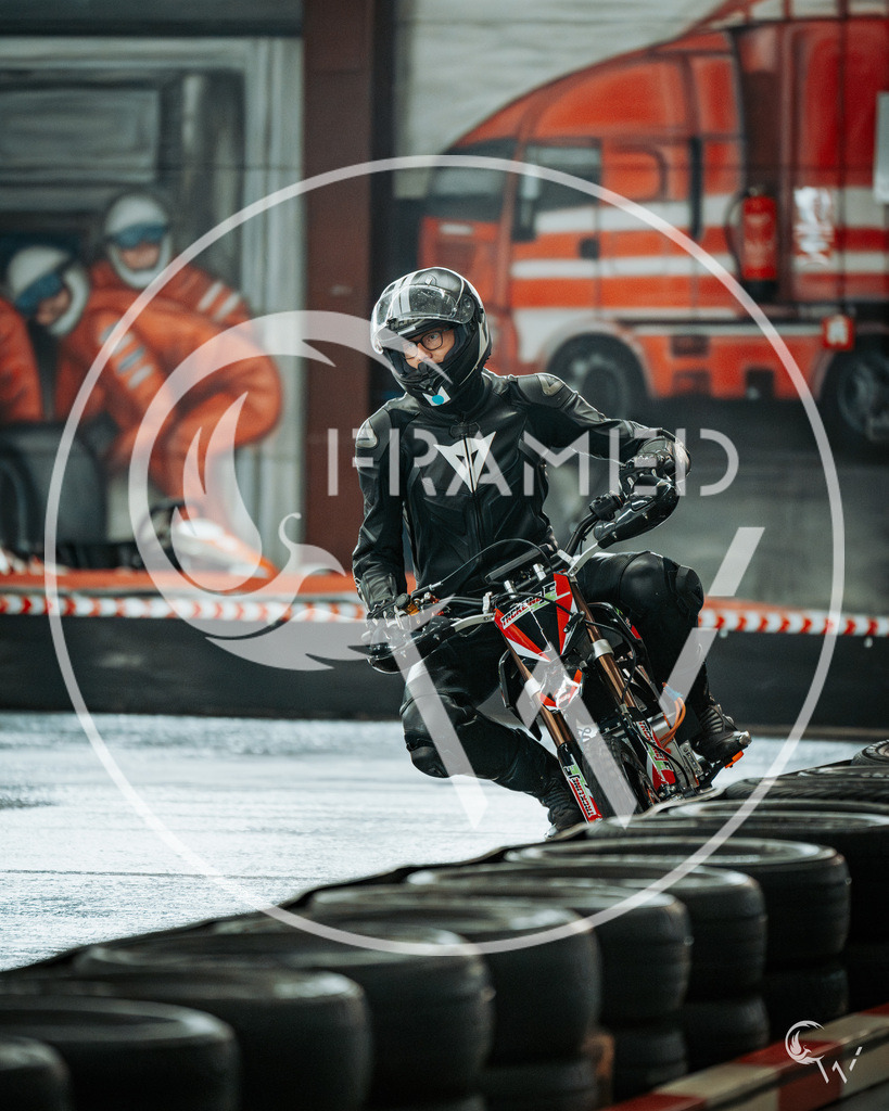 005-11 | cw-framed
