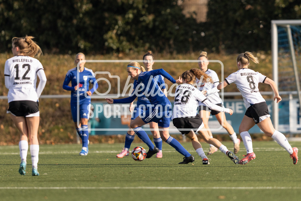 Fußball I Frauen I Saison 2025-2026 I Testspiel I BW Hollage - DSC Arminia Bielefeld I 15.02.2026-045 | Marie Wulftange (8, BW Hollage) Hannah Wehmeyer (28, DSC Arminia Bielefeld) - Realisiert mit Pictrs.com