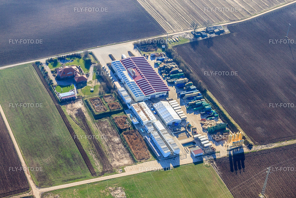 Hortulanushof Gemüseanbau - Dieter Stubenbordt http://www.stubenbordt.de/ | Luftbild: Hortulanushof Gemüseanbau - Dieter Stubenbordt http://www.stubenbordt.de/ in Zeiskam im Bundesland Rheinland-Pfalz in Deutschland. Foto: IMG_36968.jpg vom 16.01.2011 durch Werner Riehm/FLY-FOTO.de - Realisiert mit Pictrs.com