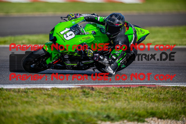 MaZZes_FotoMatrix_220506_92117 | Fotograf Mathias Schmid
Sportfotograf,
Eventfotograf,
Hochzeitsfotograf,
Portraitfotograf