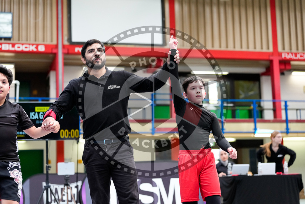 20250920PBB3667 | Athletes compete during the AJP Tour Hamburg International Jiu-Jitsu Championship, on September 20, 2025 in Hamburg, Germany. © Chiara Dazi / photoblackbelt
