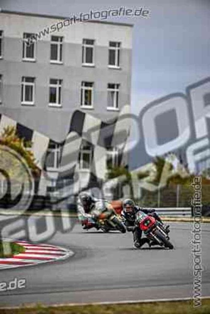 pubi2934 | Professionelle Fotos von Sportveranstaltungen, aber auch Hochzeiten und anderen Events. - Realisiert mit Pictrs.com