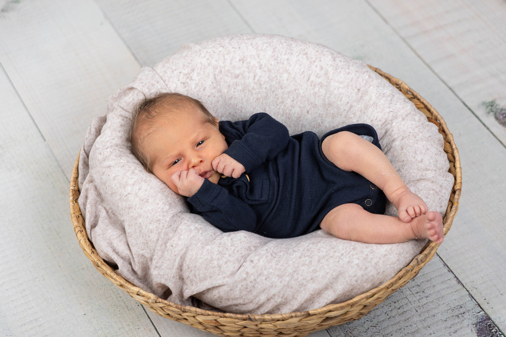 FBK50096 | Professionelle Fotografin mit Fachgeschäft in Lenggries & im Landkreis Bad Tölz Wolfratshausen. Hochzeitsreportage, Familienfotos, Newborn-, Babybauch-, Pass- & Businessfotos.Alles Rund ums Foto