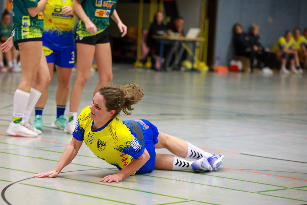 SVN_ SVFriedrichsfeld_141224_068 | Bildergalerie von Sport-Ereignissen aber auch von weiteren spannenden Dingen - nicht nur vom Niederrhein. In Anlehnung an den bekannten Spruch von Hanns Dieter Hüsch heißt das Motto: "Niederrhein ist überall".  - Realisiert mit Pictrs.com