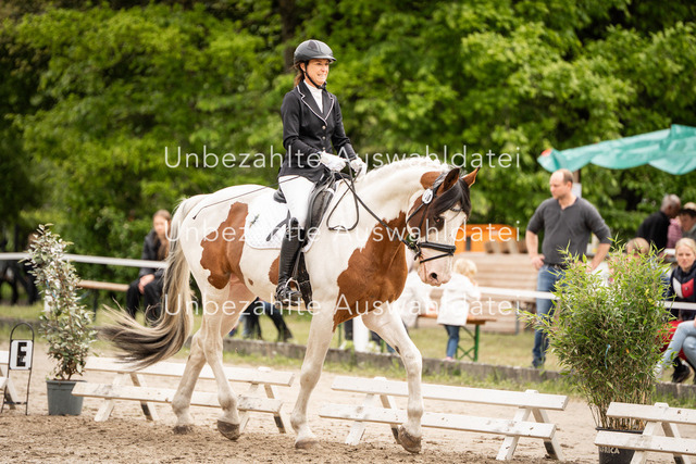 Bad_Meinberg_09089 | saradresslerfotografie - Realisiert mit Pictrs.com