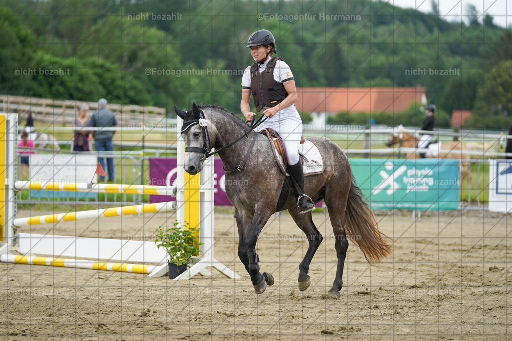 20240630-FAH01203 | Turnierbilder Schwabmünchen, Dressurbilder, Springreitturnier, Reitsportbilder, Turnierfotografen Bayern, Turnierfotograf
