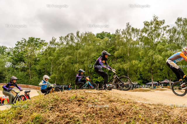 BayBMX2026-04870 | Fotogalerie von Thomas Dettweiler mit Eventbildern und lizenzfreien Fotos. Perfekt als Wandbild, für Büro, Website oder private Nutzung. - Realisiert mit Pictrs.com
