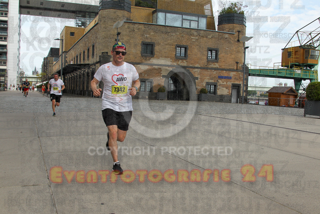 250920_1322_EV4_5316 | Sportfotografie im Rhein-Sieg Kreis, Köln, Bonn, NRW, Rheinland Pfalz, Hessen, etc. Unser Tätigkeitsfeld umfasst den Laufsport vom Volkslauf über den Marathon, Duathlon, Triathon bis zum Ultralauf wie Kölnpfad Ultra oder Schindertrail.