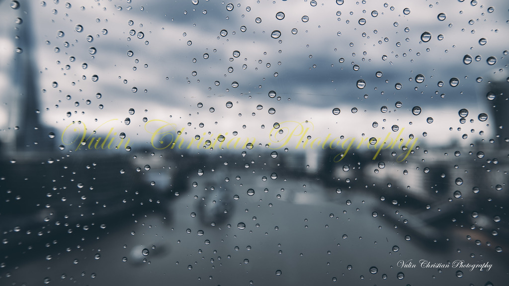 Tropfen 2 | Christian Vulin  - Realisiert mit Pictrs.com