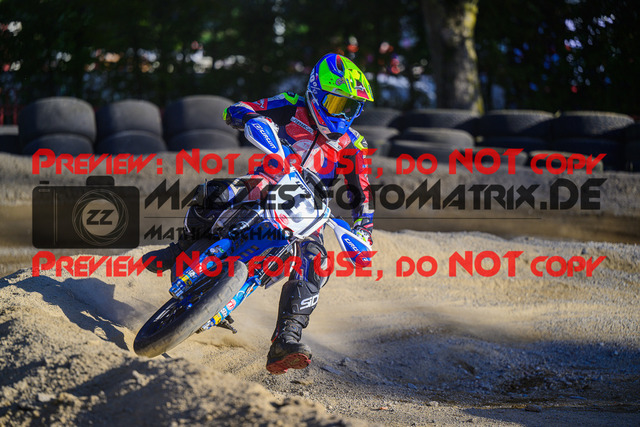 MaZZes_Fotomatrix_20241004_6021986_5817 | JUNIOR