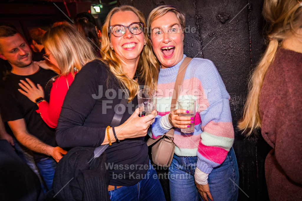 26-11-2024-RUDOLPHS-SCHLITTENBAR-LEIPZIG-LEIPZIG-COPYRIGHT-JON-RENKER-BILD-0036 | Erleben Sie unvergessliche Momente mit unserem professionellen Eventfotografen. Wir fangen Emotionen und Höhepunkte Ihrer Veranstaltung ein – von Festivals über Firmenfeiern bis zu Jubiläen. Vertrauen Sie auf kreative Perspektiven und hochwertige Bilder.  - Realisiert mit Pictrs.com