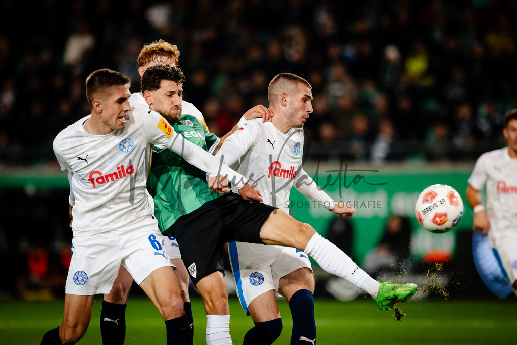 2. Bundesliga, Saison 2025/26, 11. Spieltag: SC Preußen Münster - Holstein Kiel | Münster, 31.10.2025: 2. Bundesliga, 11. Spieltag, SC Preußen Münster gegen Holstein Kiel im LVM-Preußenstadion in Münster an. Foto: sportfotografie.ms | Markus Paletta - Realisiert mit Pictrs.com