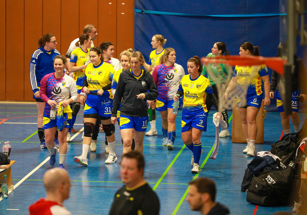 SvSchermbeck_SVN_061225_004 | Bildergalerie von Sport-Ereignissen aber auch von weiteren spannenden Dingen - nicht nur vom Niederrhein. In Anlehnung an den bekannten Spruch von Hanns Dieter Hüsch heißt das Motto: "Niederrhein ist überall".  - Realisiert mit Pictrs.com