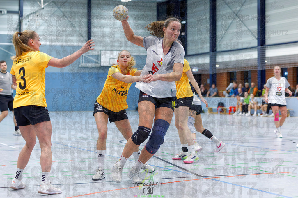 Frauen Oberliga Mitte (HHV); HSG Eibelshausen/Ewersbach - HSG Wettenberg II | Frauen Oberliga Mitte (HHV); HSG Eibelshausen/Ewersbach - HSG Wettenberg II am 13.12.2025 in Steinbrücken (Sporthalle am Hammerweiher)Photo © 2025 - Jörg Heinrich - Realisiert mit Pictrs.com