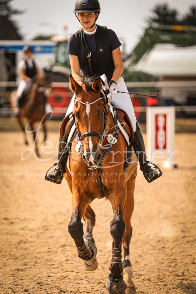 27.SaSpMA00306 | Leoni Ertmer Photography - Realisiert mit Pictrs.com