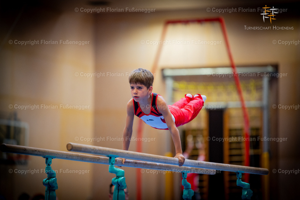 Promo-363 | "Fussifoto.com – Ihr Ansprechpartner für hochwertige Fotografie! Entdecken Sie kreative Bilder und professionelle Dienstleistungen. Kontaktieren Sie uns für Ihre Projekte!"