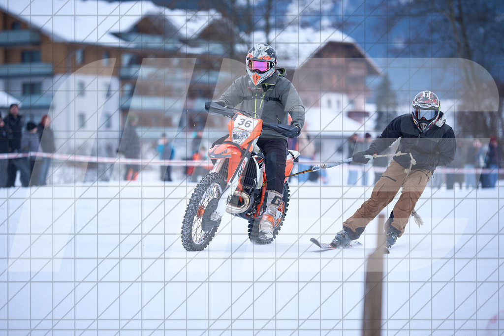 11. Holzknecht Skijöring | Skijöring am 24.01.2026: 11. Holzknecht Skijöring in Gosau am Dachstein, Oberösterreich, ÖsterreichFoto: © 2026 Martin Bihounek | mb-creative.eu