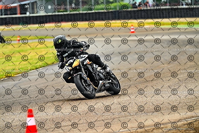 25bt02-0024 | markuskiefer.com - Realisiert mit Pictrs.com