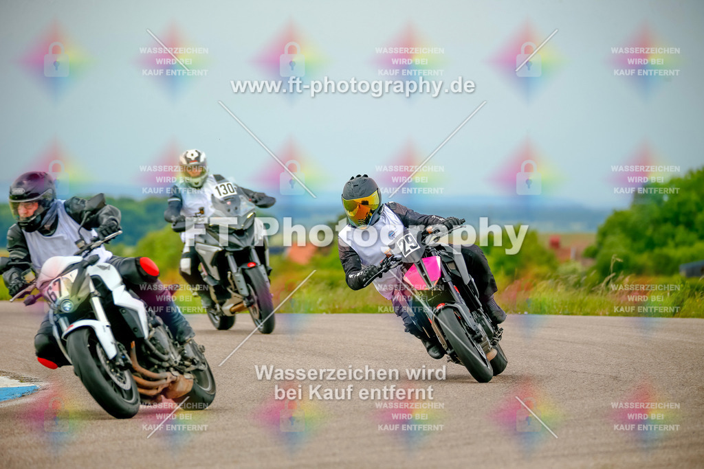 _MOT1581 | Hier findet Ihr Bilder von Touristenfahrten auf der Nürburgring Nordschleife oder von anderen Veranstaltungen die ich besucht habe. Viel Spass beim Durch Schauen 