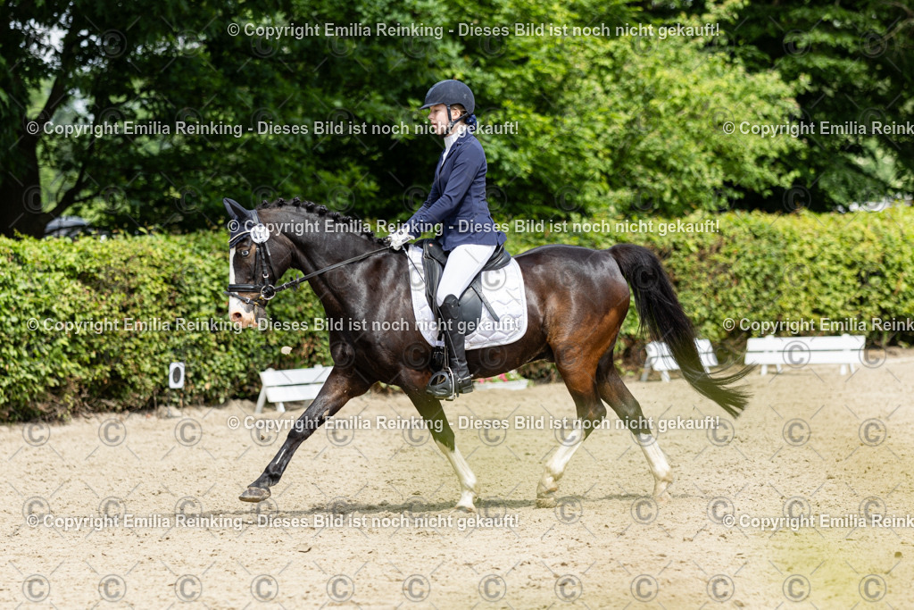 CL5A3060 | Emilia Reinking Fotografie - Realisiert mit Pictrs.com