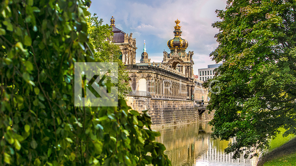 Zwinger-Kronentor_FOCO4868 | Die Zwingeranlage mit dem berühmten Kronentor. - Realisiert mit Pictrs.com