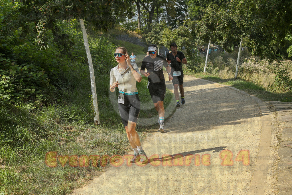 250824_1448_EX1_7631 | Sportfotografie im Rhein-Sieg Kreis, Köln, Bonn, NRW, Rheinland Pfalz, Hessen, etc. Unser Tätigkeitsfeld umfasst den Laufsport vom Volkslauf über den Marathon, Duathlon, Triathon bis zum Ultralauf wie Kölnpfad Ultra oder Schindertrail.