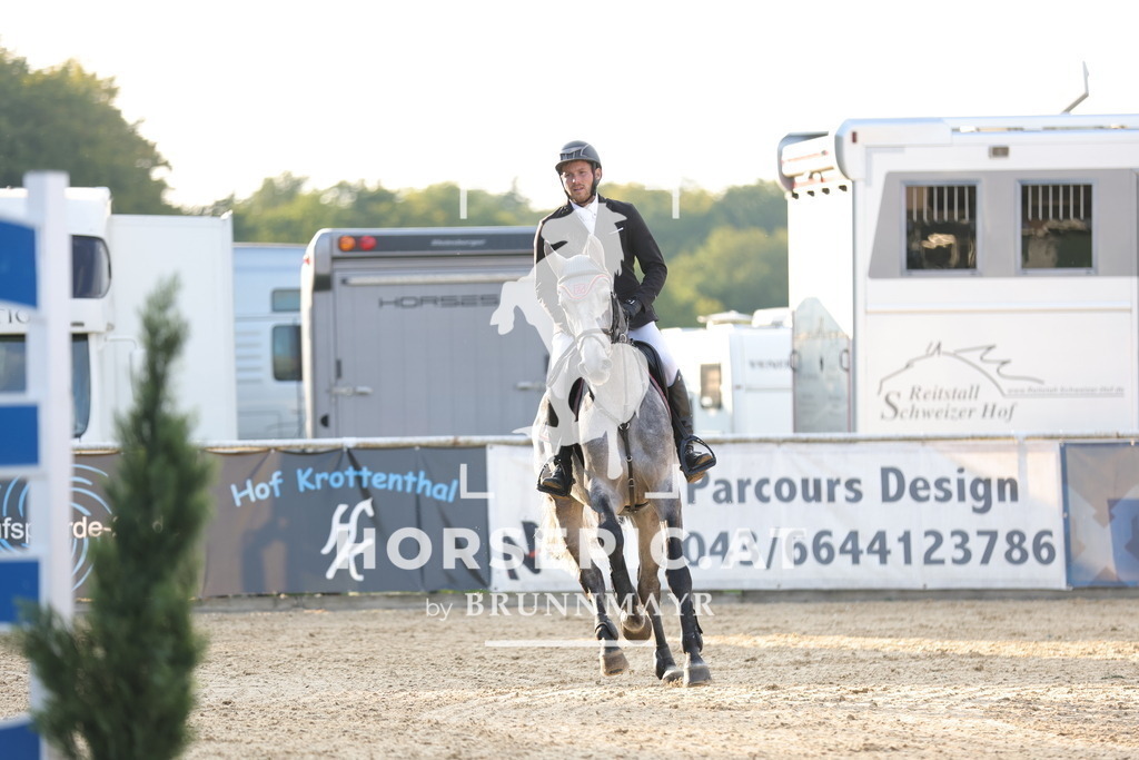 0P6A4148 | Willkommen bei Brunnmayr - Design & Fotografie – Ihrem Spezialisten für Reitturniere und Pferdeveranstaltungen in Oberösterreich, Salzburg und Bayern! Seit über 17 Jahren sind wir leidenschaftlich dabei.