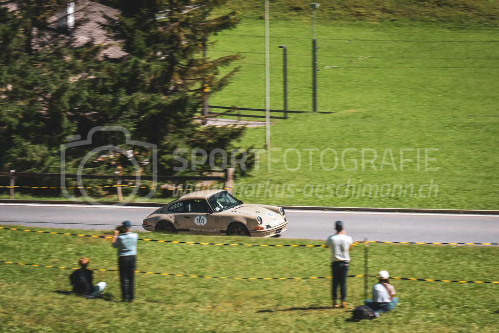 21. Arosa ClassicCar 2025 - 6. =September= 2025 | Gregor Burkard aus Höri (SUI) in einem Porsche Sportec G-Modell aus dem Jahre 1987 mit Startnummer 101 am Arosa ClassicCar 2025 in der Kategorie Alpine Performance..@arosaclassiccar, @arosa.official, #arosaclassiccar, #arosa, #76curves, #classiccarBild: Sportfotografie Markus Aeschimann | www.markus-aeschimann.ch - Realisiert mit Pictrs.com