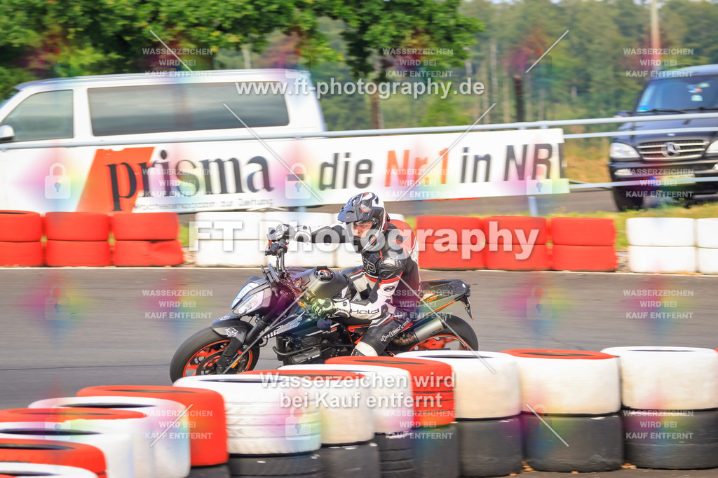 _DSK1894 | Hier findet Ihr Bilder von Touristenfahrten auf der Nürburgring Nordschleife oder von anderen Veranstaltungen die ich besucht habe. Viel Spass beim Durch Schauen 