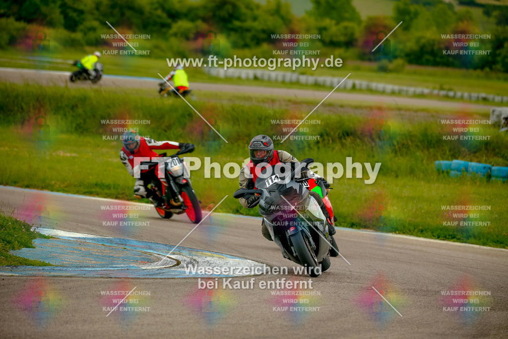 _MOT2284 | Hier findet Ihr Bilder von Touristenfahrten auf der Nürburgring Nordschleife oder von anderen Veranstaltungen die ich besucht habe. Viel Spass beim Durch Schauen 