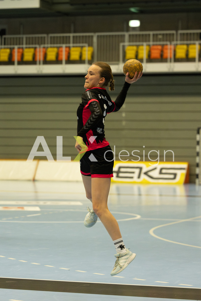 Handball I Frauen I Saison 2025-2026 I Frauen 2. Liga I 8. Spieltag I SG Schaffhausen - SG Red Dragons Uster I 23.11.2025 | Hochwertige Sportfotos kaufen & lizenzieren für Medien, Vereine, Agenturen & Sportler:innen. Entdecke professionelle Sportfotografie im Bildshop von Alexander Franzen. - Realisiert mit Pictrs.com