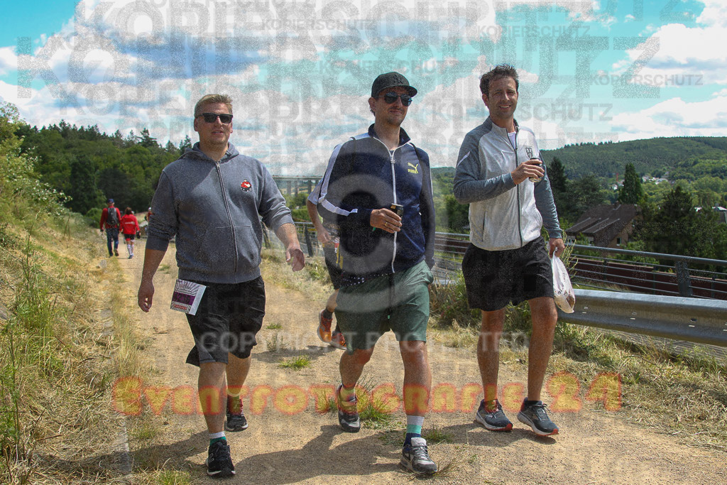 240615_1329_EV4_6975 | Sportfotografie im Rhein-Sieg Kreis, Köln, Bonn, NRW, Rheinland Pfalz, Hessen, etc. Unser Tätigkeitsfeld umfasst den Laufsport vom Volkslauf über den Marathon, Duathlon, Triathon bis zum Ultralauf wie Kölnpfad Ultra oder Schindertrail.