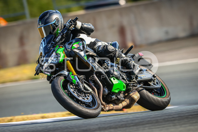 0031-260815BB-004_31 | Deine Full-Service-Agentur für ✔️Videoproduktionen und ✔️Motorsportfotografie Jetzt Angebot anfragen!