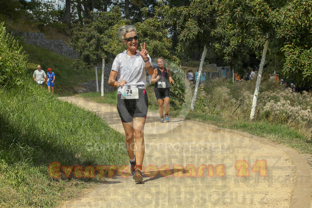 250824_1252_EX1_0778 | Sportfotografie im Rhein-Sieg Kreis, Köln, Bonn, NRW, Rheinland Pfalz, Hessen, etc. Unser Tätigkeitsfeld umfasst den Laufsport vom Volkslauf über den Marathon, Duathlon, Triathon bis zum Ultralauf wie Kölnpfad Ultra oder Schindertrail.