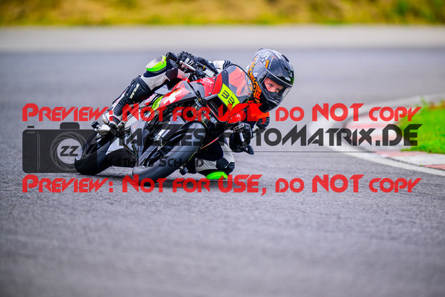 MaZZes_FotoMatrix_240608_6007705_7969 | STK