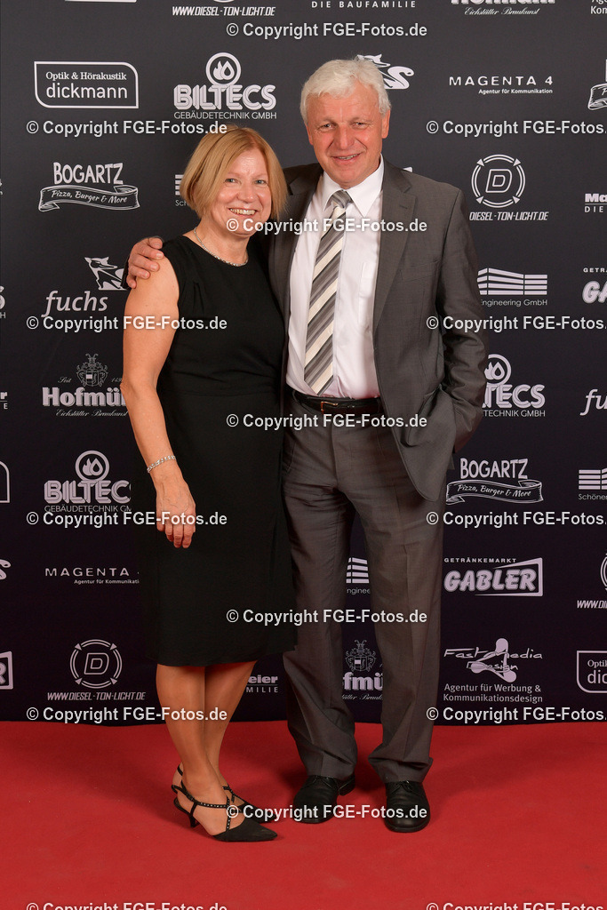 20200202-jt-0109 | 01.02.2020 - Eröffnungsball der FGE 2020 - Realisiert mit Pictrs.com