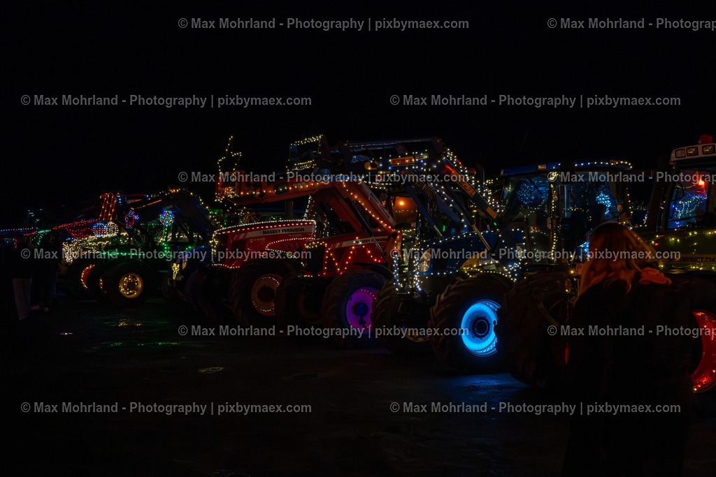 Lichterfahrt-Sulingen_071225-MM_8985-0010 | Max Mohrland - Photography - Realisiert mit Pictrs.com